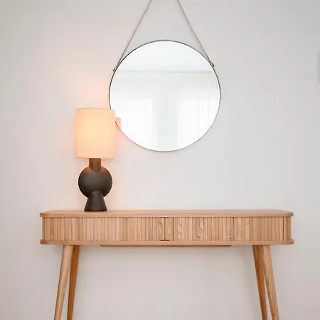 Liiiving In - Modern & Glam J Lejlighed *