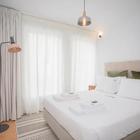Liiiving In - Modern & Glam J Апартаменты *