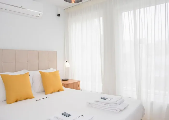 Liiiving In - Modern&glam J Apartment *