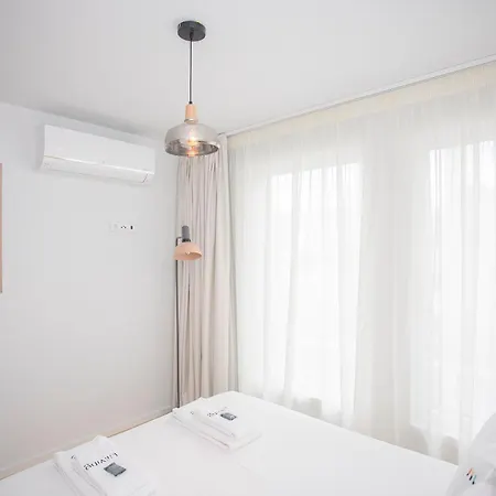 Liiiving In - Modern & Glam J Apartmán Porto